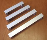 Úchytka KORA 192/207 hliník