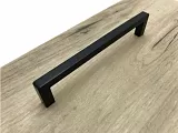 úchytka Mily černá matná 448mm
